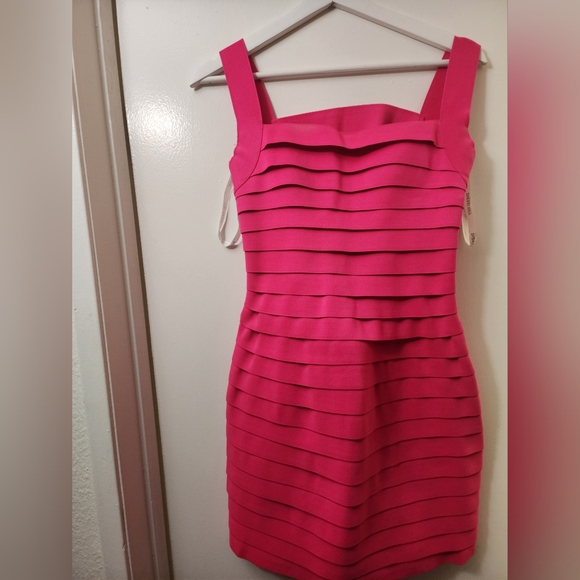 Sherri Hill Banded Mini Dress Hot pink Size 2 - Picture 4 of 7